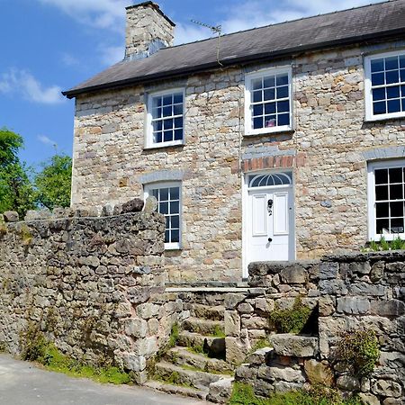 The Mill Farmhouse Llandybie Екстериор снимка